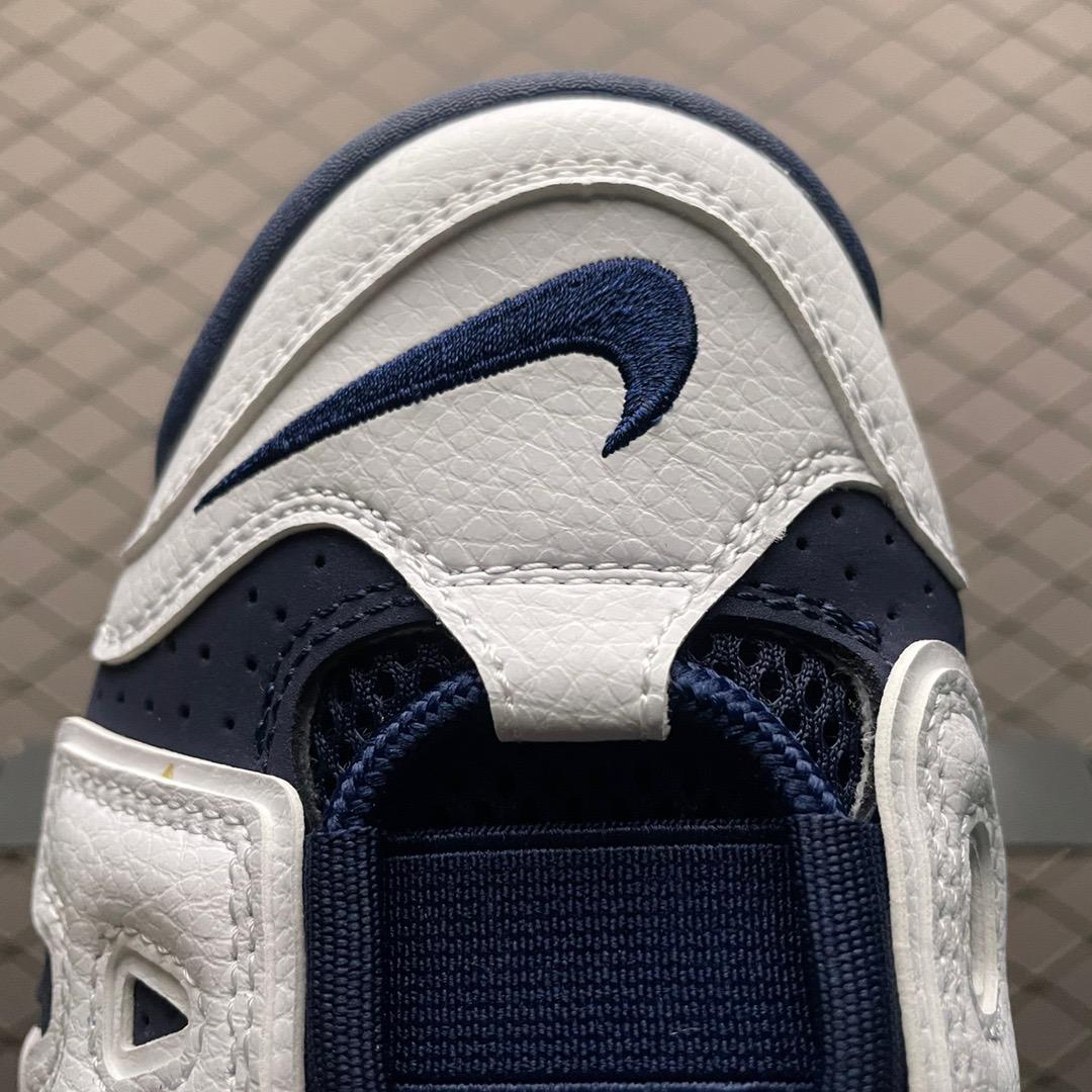 Chunky High‑Top Retro Air Sneaker – 90s Basketball Inspired